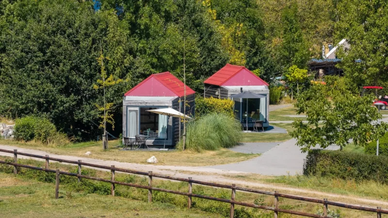 Tiny Cottages op Camping De Stal